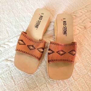 y2k Red Stone Brazilian Made Wooden Beaded Leather Heeled Sandals size 6